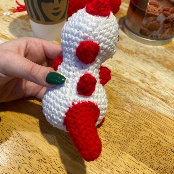 Valentine’s Dino - Picture 4 of 5